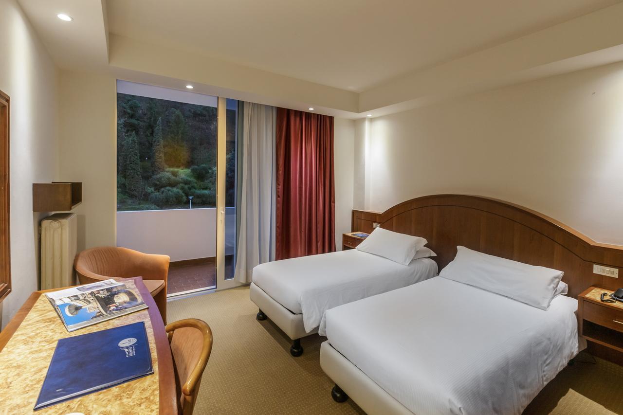 Executive Double or Twin Room,632292759:JPEG